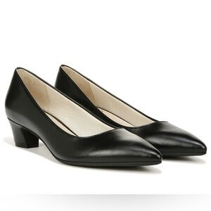 New LifeStride
Women's Minx Kitten Heel Pumps size 8